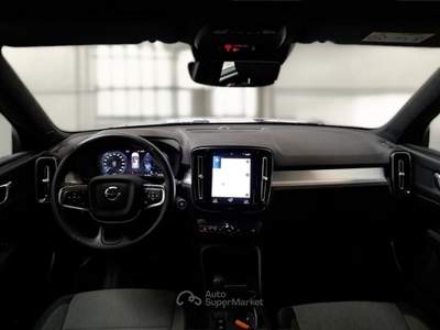Volvo XC40 VOLVO XC40 T3 AUTOMATICO MOMENTUM PRO SUV usata Casei Gerola