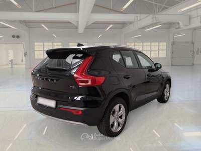 Volvo XC40 VOLVO XC40 T3 AUTOMATICO MOMENTUM PRO SUV usata Casei Gerola