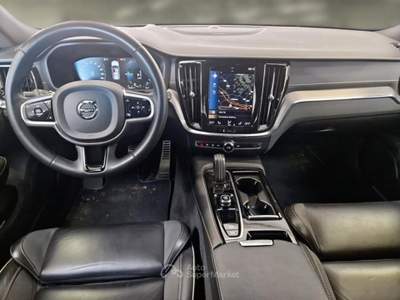 Volvo V60 VOLVO V60 T8 PLUG-IN AWD AUTOM.RECH.R-DESIGN STATION WAGON usata Casei Gerola