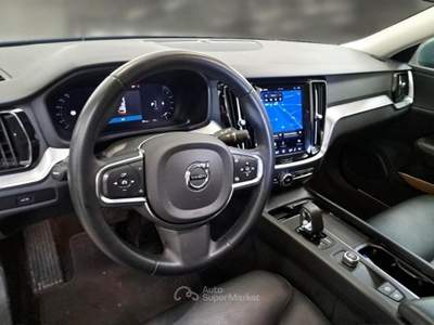 Volvo V60 VOLVO V60 B4 D AUTOM. ESSENTIAL STATION WAGON usata Casei Gerola