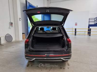 Volkswagen Tiguan Allspace VOLKSWAGEN TIGUAN ALLSPACE 2.0 TDI SCR ELEGANCE DSG 4MOTION SUV usata Casei Gerola