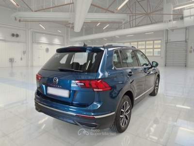 Volkswagen Tiguan VOLKSWAGEN TIGUAN 2.0 TDI SCR 110KW LIFE DSG SUV usata Casei Gerola