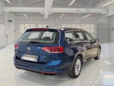 Volkswagen Passat VOLKSWAGEN PASSAT VARIANT 2.0 TDI SCR EVO 90KW BUSINESS DSG STATION WAGON usata Bentivoglio