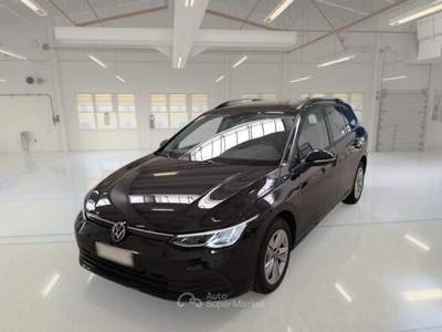 Volkswagen Golf VOLKSWAGEN GOLF VARIANT VIII 1.5 ETSI EVO ACT 96KW LIFE DSG STATION WAGON usata Casei Gerola