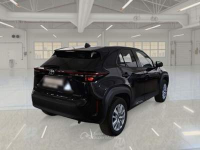 Toyota Yaris Cross TOYOTA YARIS CROSS 1.5H 92CV E-CVT BUSINESS SUV usata Verona