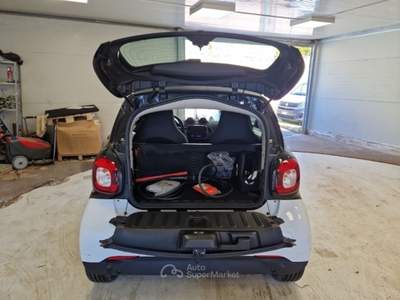 Smart ForTwo SMART FORTWO EQ 41KW PASSION COUPE usata Pozzuoli