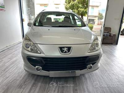 Peugeot 307 Station wagon usata Arezzo