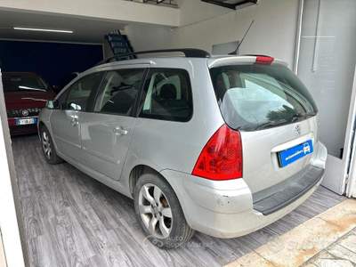 Peugeot 307 Station wagon usata Arezzo