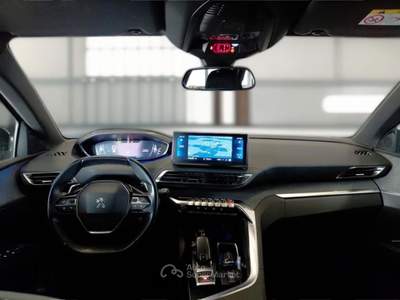 Peugeot 5008 PEUGEOT 5008 BLUEHDI 130 ALLURE PACK EAT8 S/S AUT. SUV usata Firenze