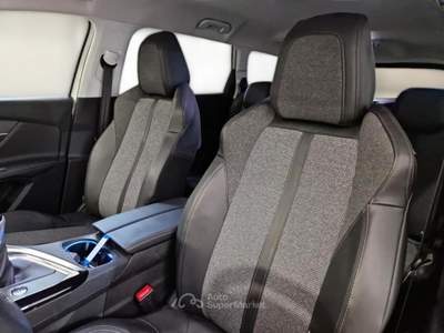 Peugeot 5008 PEUGEOT 5008 BLUEHDI 130 ALLURE S/S SUV usata Bentivoglio
