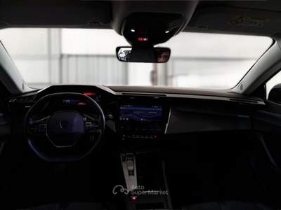 Peugeot 308 PEUGEOT 308 SW ALLURE PACK BLUEHDI 130 EAT8 SES STATION WAGON usata Verona
