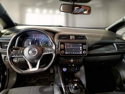 Nissan Leaf NISSAN LEAF BUSINESS 40KWH 5 PORTE BERLINA usata Pozzuoli