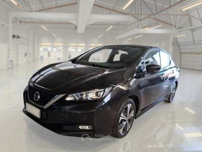Nissan Leaf NISSAN LEAF BUSINESS 40KWH 5 PORTE BERLINA usata Pozzuoli