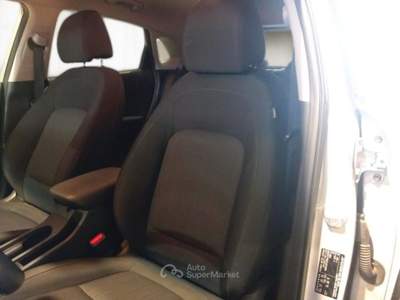 Hyundai Kona HYUNDAI KONA 1.6 HEV XLINE+ 2WD DCT SUV usata Bari