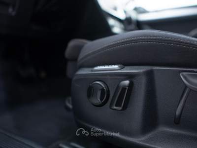 Volkswagen Passat Variant 2.0 TDi Executive 150CV Grigio usata Torino