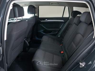 Volkswagen Passat Variant 2.0 TDi Executive 150CV Grigio usata Torino