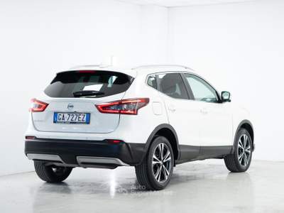 Nissan Qashqai 1.3 Dig-T N-Connecta 160CV Bianco usata Torino
