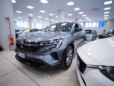 Renault Austral 1.2 mild hybrid advanced Equilibre 130cv Grigio usata Torino