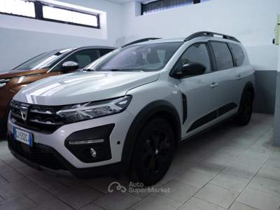 Dacia Jogger 1.0 tce Extreme UP 110cv 7p.ti Grigio usata Torino