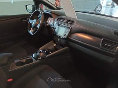 Nissan Leaf N-Connecta 40kWh 150CV Nero usata Torino