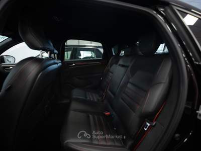 Renault Arkana 1.6 E-Tech full hybrid R.S. Line Fast Track 145cv Nero usata Torino
