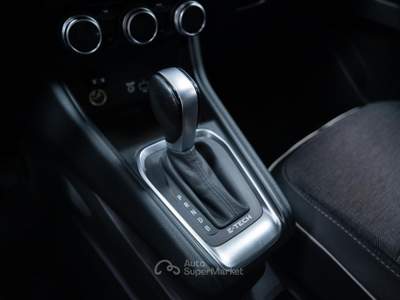 Renault Captur 1.6 E-Tech hybrid Intens 145cv auto Rosso usata Torino