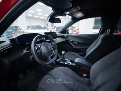 Peugeot 2008 1.2 puretech Allure Pack s&s 130cv Rosso usata Torino