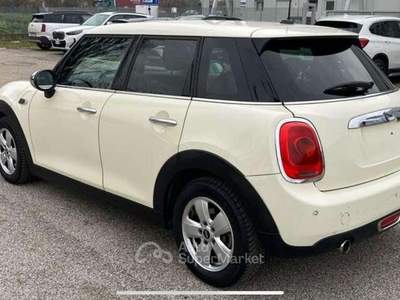 MINI 1.5 Cooper D Hype 5 1.5 One D Beige usata Ravenna