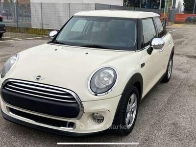 MINI 1.5 Cooper D Hype 5 1.5 One D Beige usata Ravenna
