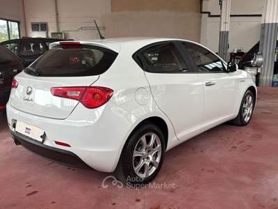 Alfa Romeo Giulietta Exclusive Bianco usata Ravenna