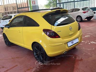 Opel Corsa F.AP. 3 porte b-color Giallo usata Ravenna