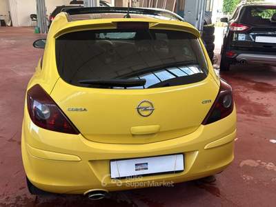 Opel Corsa F.AP. 3 porte b-color Giallo usata Ravenna