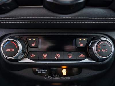 Nissan Juke 1.0 DIG-T N-Connecta 114cv Grigio usata Torino