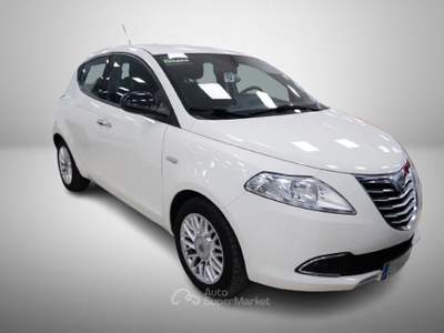 Lancia Ypsilon 1.2 8v Silver s&s 69cv E6 Bianco usata Torino
