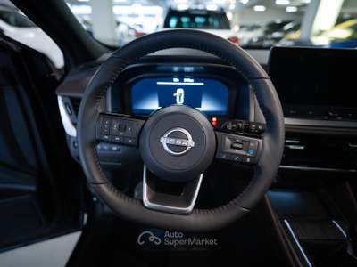 Nissan Qashqai NEW TEKNA MHYB 140CV MT 2WD Nero usata Torino