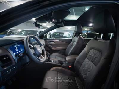 Nissan Qashqai NEW TEKNA MHYB 140CV MT 2WD Nero usata Torino