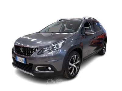 Peugeot 2008 1.5 bluehdi Allure s&s 100cv 5marce Grigio usata Torino