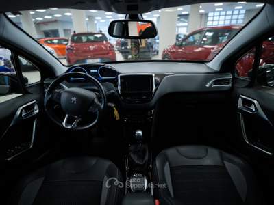 Peugeot 2008 1.5 bluehdi Allure s&s 100cv 5marce Grigio usata Torino