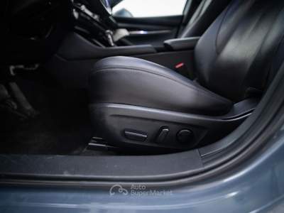 Mazda 3 3 5p 2.0 m-hybrid Exceed 122cv 6at Grigio usata Torino