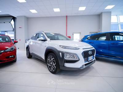 Hyundai Kona 1.6 HEV Xprime Techno Pack 2WD DCT Bianco usata Torino
