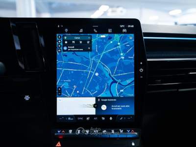 Renault Austral 2023 1.2 E-Tech full hybrid Iconic Esprit Alpine 200cv auto usata Torino