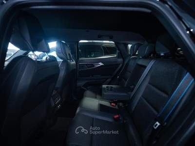 Renault Austral 2023 1.2 E-Tech full hybrid Iconic Esprit Alpine 200cv auto usata Torino