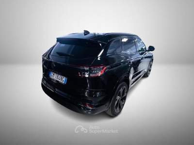 Renault Austral 2023 1.2 E-Tech full hybrid Iconic Esprit Alpine 200cv auto usata Torino
