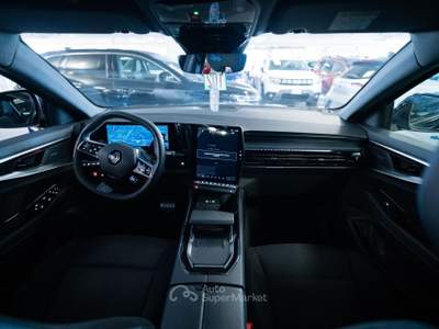 Renault Austral 2023 1.2 E-Tech full hybrid Iconic Esprit Alpine 200cv auto usata Torino