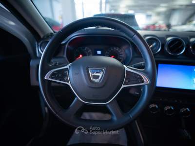 Dacia Duster Prestige 4x2 150cv edc fap Bianco usata Torino