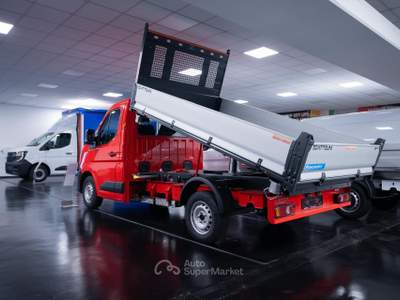 Renault Master MASTER CASSONE RIBALTABILE TRILATERALE CON BALESTRE RINFORZATE  TA L2 T35 RS Blue dCi 130 EVIE MY26 Rosso usata Torino