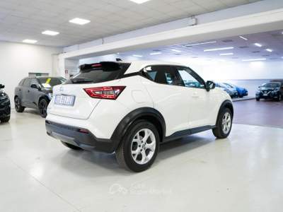 Nissan Juke 1.0 DIG-T 114 CV N-Connecta Bianco usata Torino
