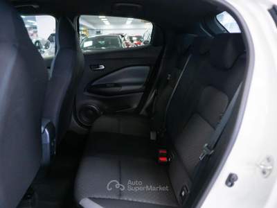 Nissan Juke 1.0 DIG-T 114 CV N-Connecta Bianco usata Torino