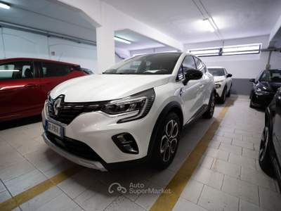 Renault Captur 1.6 E-Tech phev Intens 160cv auto my21 Bianco usata Torino