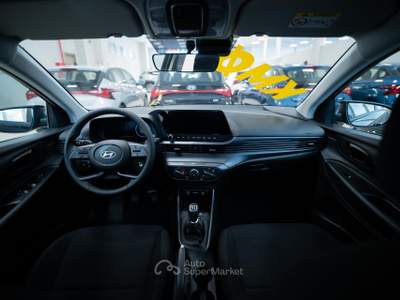 Hyundai i20 PE MY25 1.2 MT CONNECTLINE Nero usata Torino